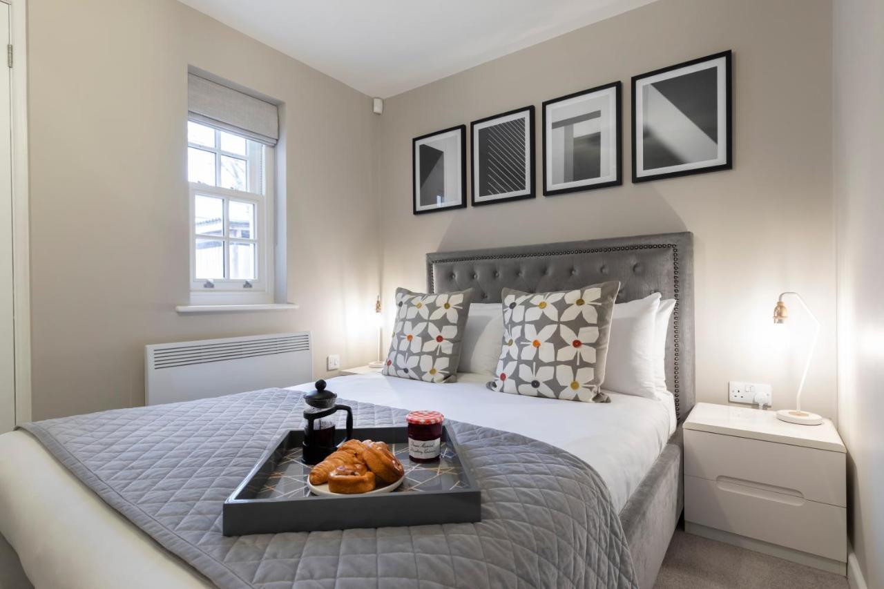 2 Bedroom Garden Apartment Cheltenham Exterior foto